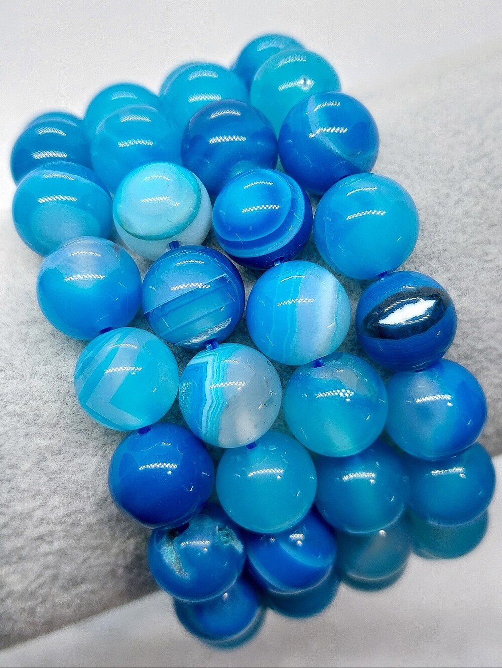 💙 10mm Pacific Blue Natural "Dyed" Banded Agate Bracelets